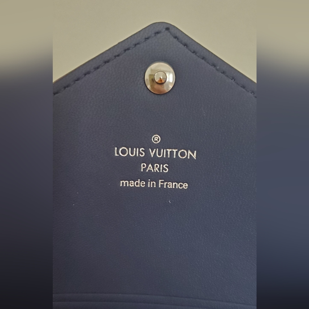 Louis Vuitton Medium Escale Blue Kirigami - Picture 8 of 12